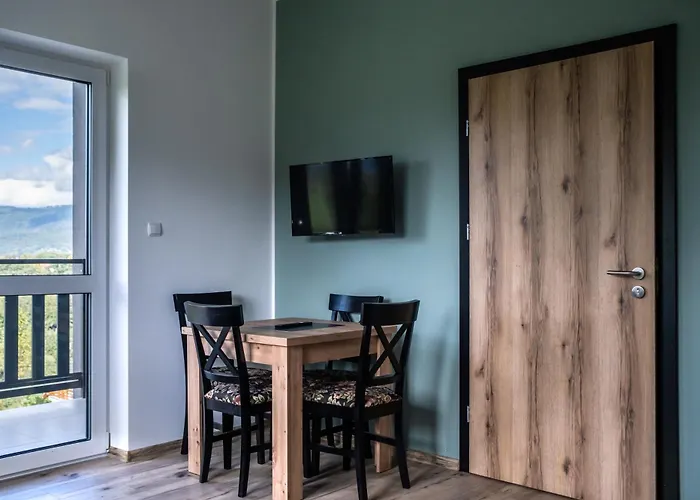 Tadeo לינה וארוחת בוקר