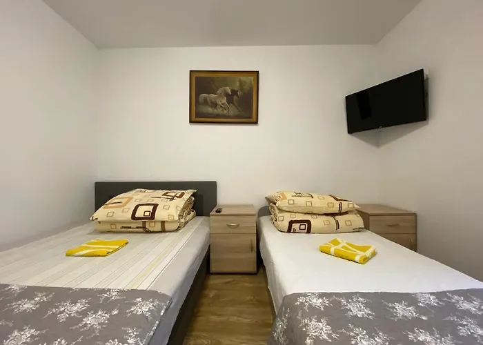 Bed and breakfast Tadeo 3*
